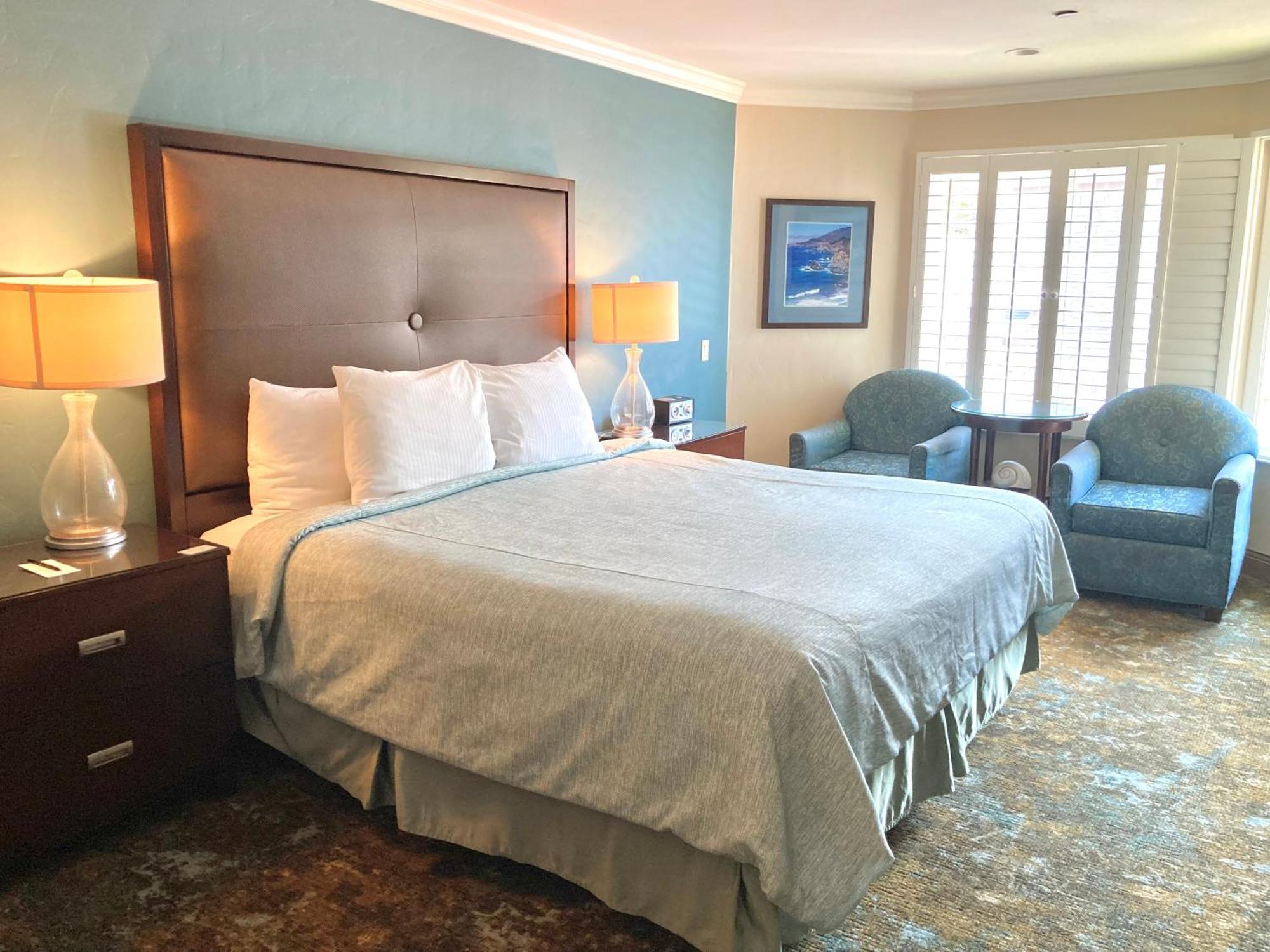 Blue Dolphin Inn