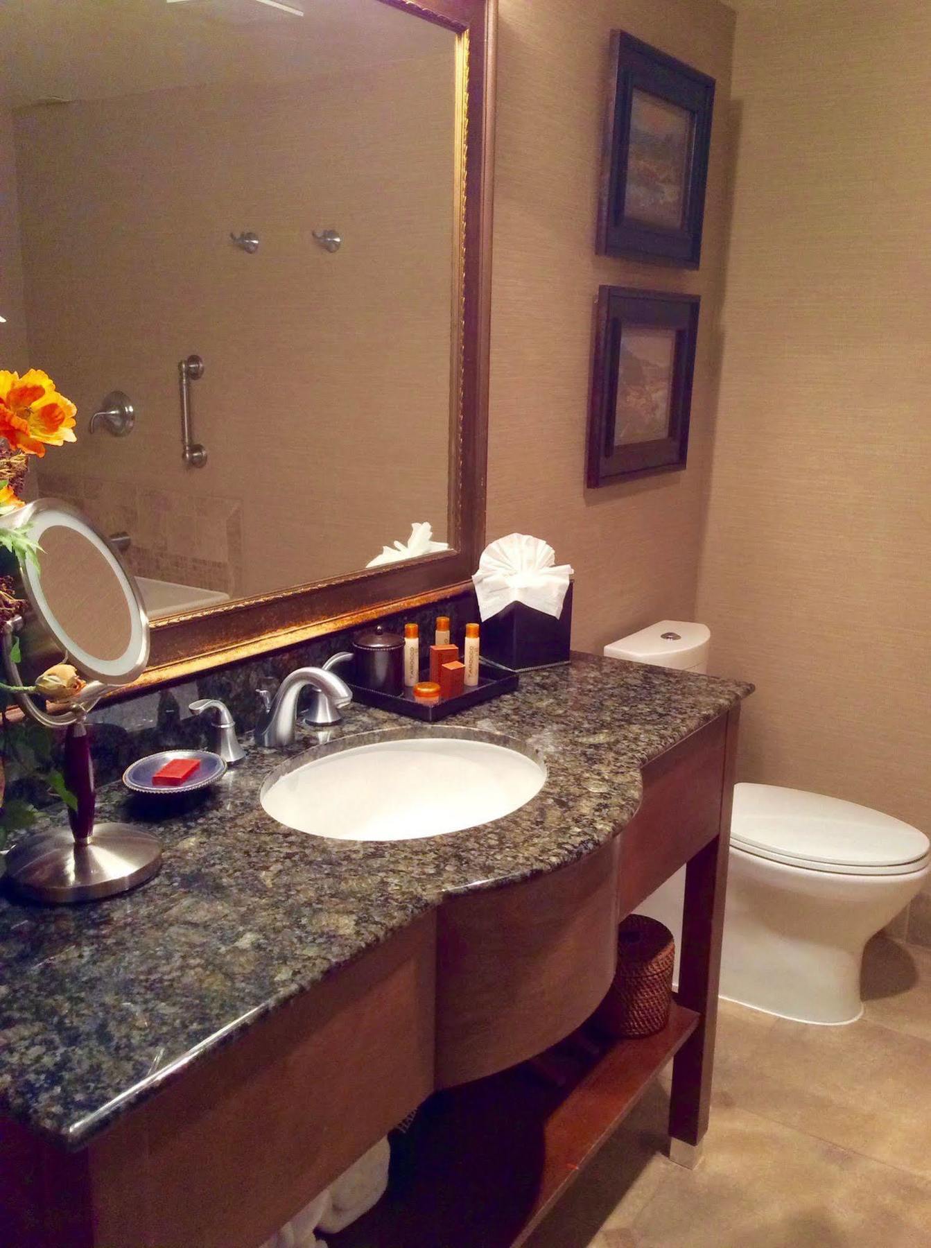 Inn Blue Dolphin 4*